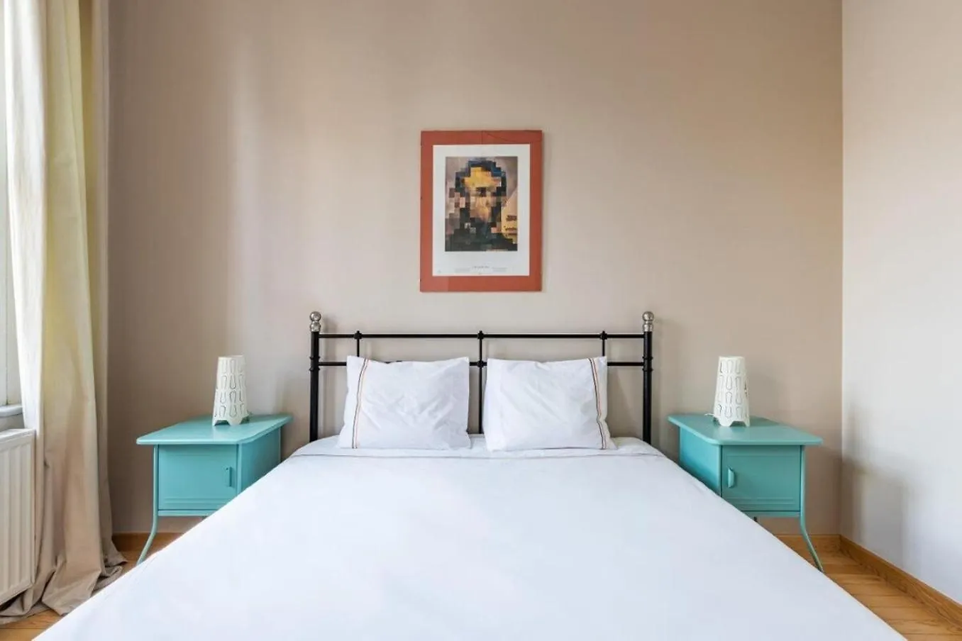 이스탄불 Warm Cozy Charming 2Bd2Bath Galatatower Gem! #256 아파트